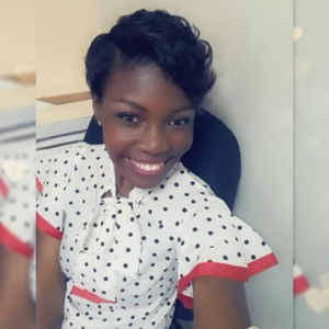 Meet your Posher, Laura